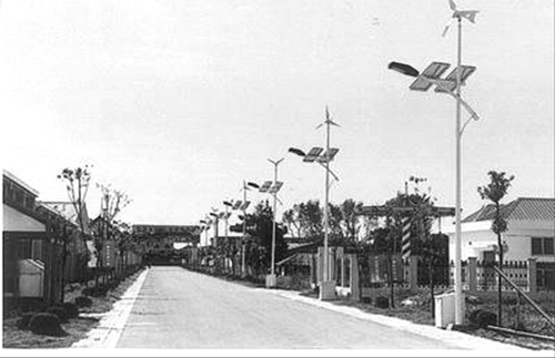 上海崇明县前卫村使用太阳能风力发电路灯 上海崇明县前卫村使用太阳能风力发电路灯